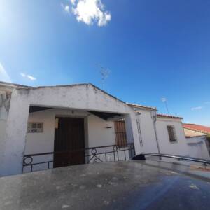 quieroviviraqui.com salamanca casa en venta en vecinos con despensa, bodega y plaza de garaje opcional