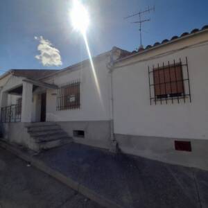 quieroviviraqui.com salamanca casa en venta en vecinos con despensa, bodega y plaza de garaje opcional