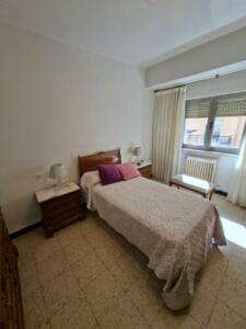 quieroviviraqui.com salamanca piso en venta de 6 dormitorios en la zona de la plaza del oeste con servicios centrales